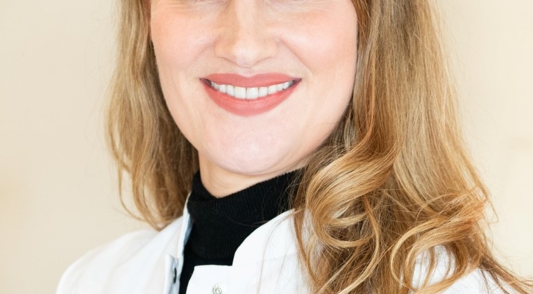 Dr. Schram